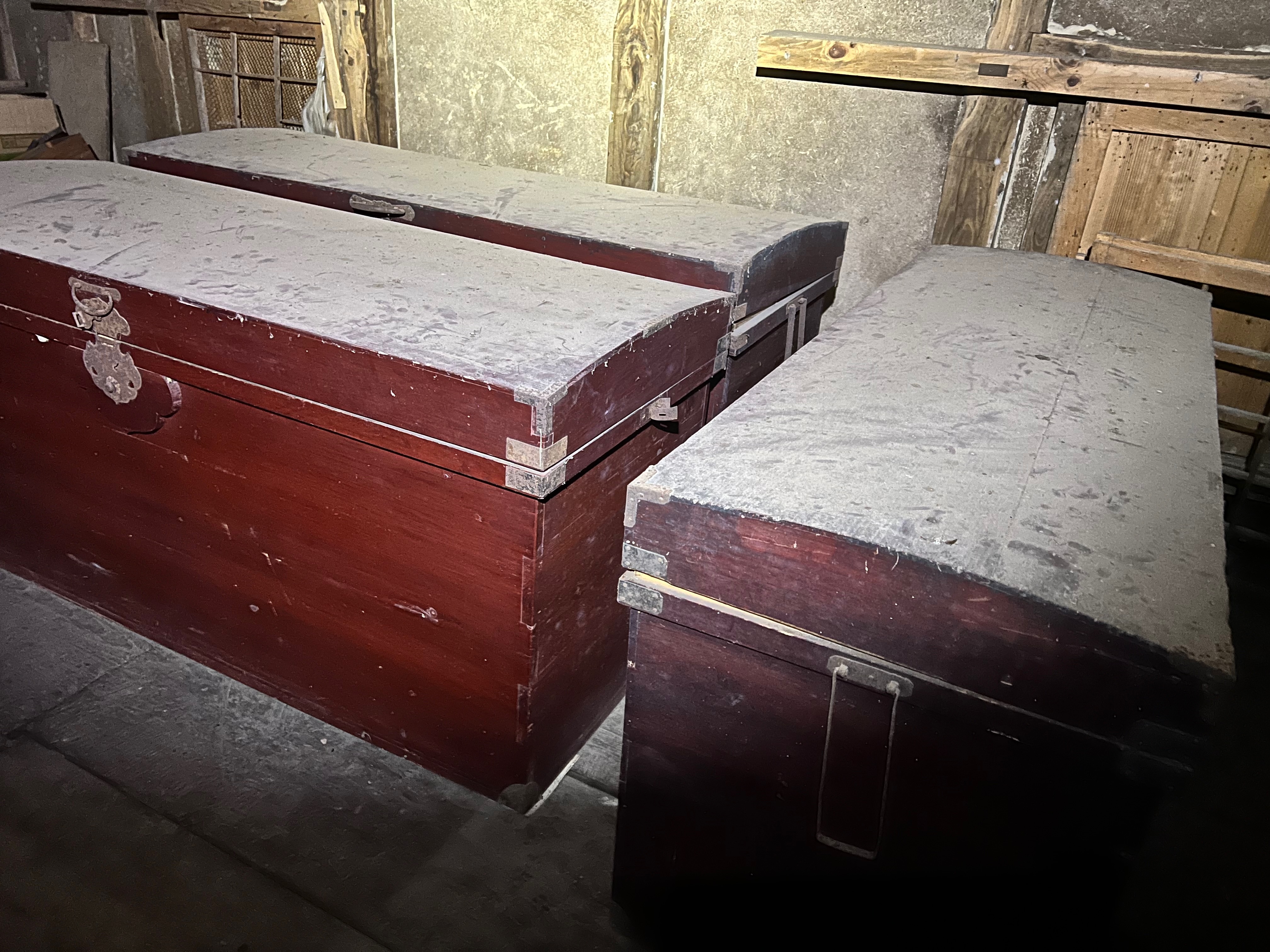 Dust-covered nagamochi chest — a 150-year-old time capsule